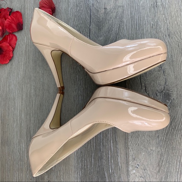 NICKELS “Denny” Pump Heels Size 7.5M - Picture 3 of 8